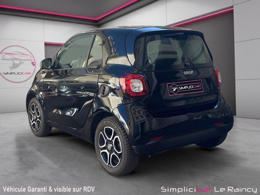 SMART d'occasion FORTWO PASSION 66 KW COUPE AUTO de 2017 Le Raincy