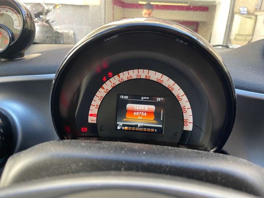 SMART d'occasion FORTWO PASSION 66 KW COUPE AUTO de 2017 Le Raincy