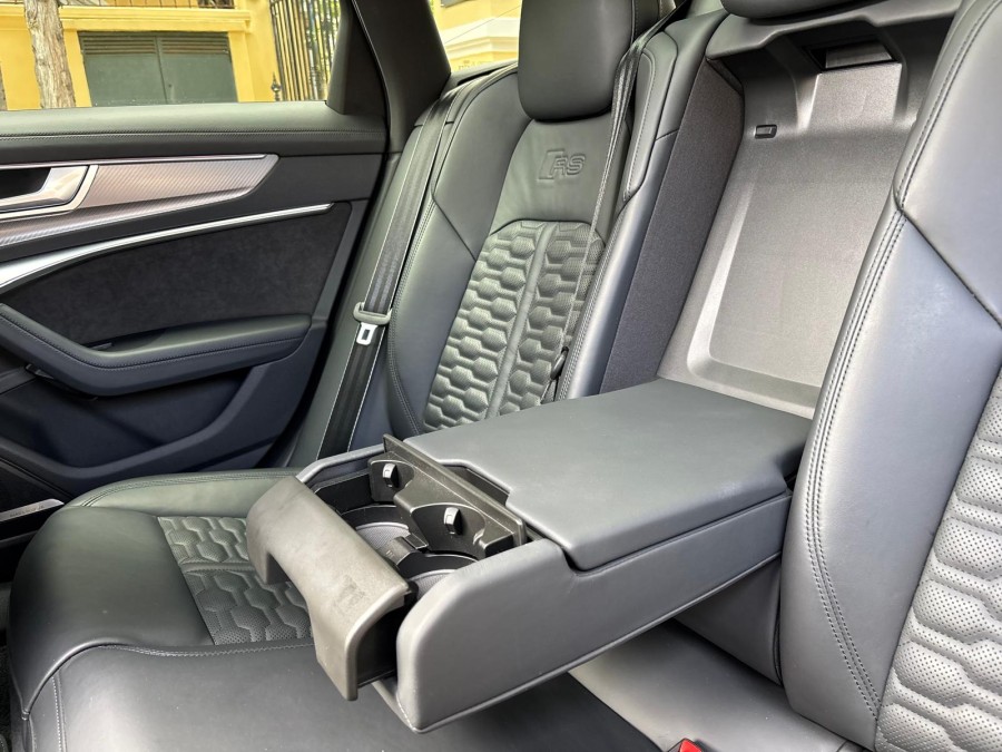 AUDI d'occasion RS6 rs6 de 2021 Nice (06)﻿