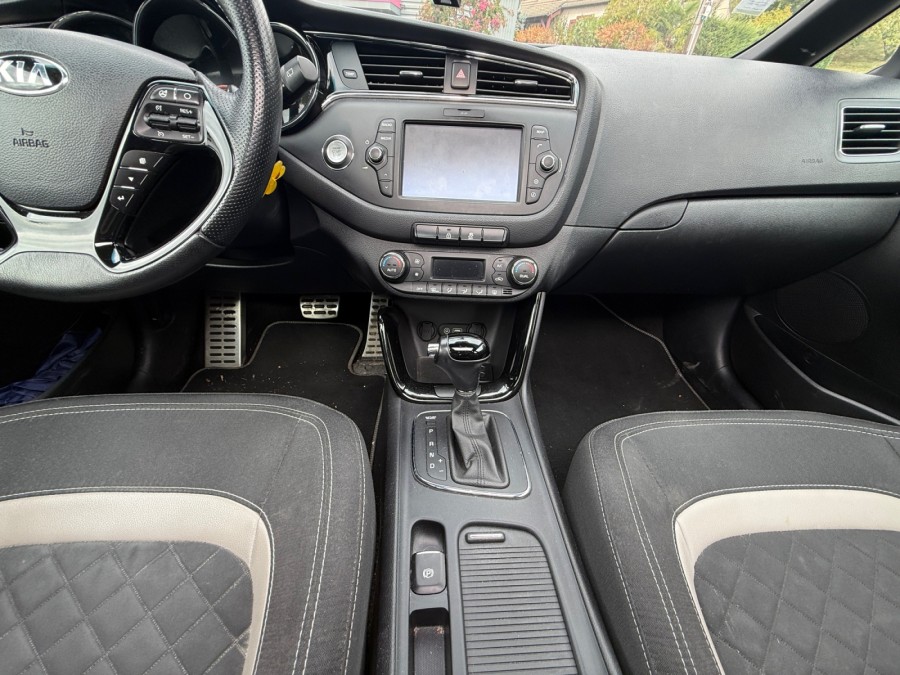 KIA d'occasion CEE'D 1.6 CRDi 136ch ISG GT Line Pack Premium Business