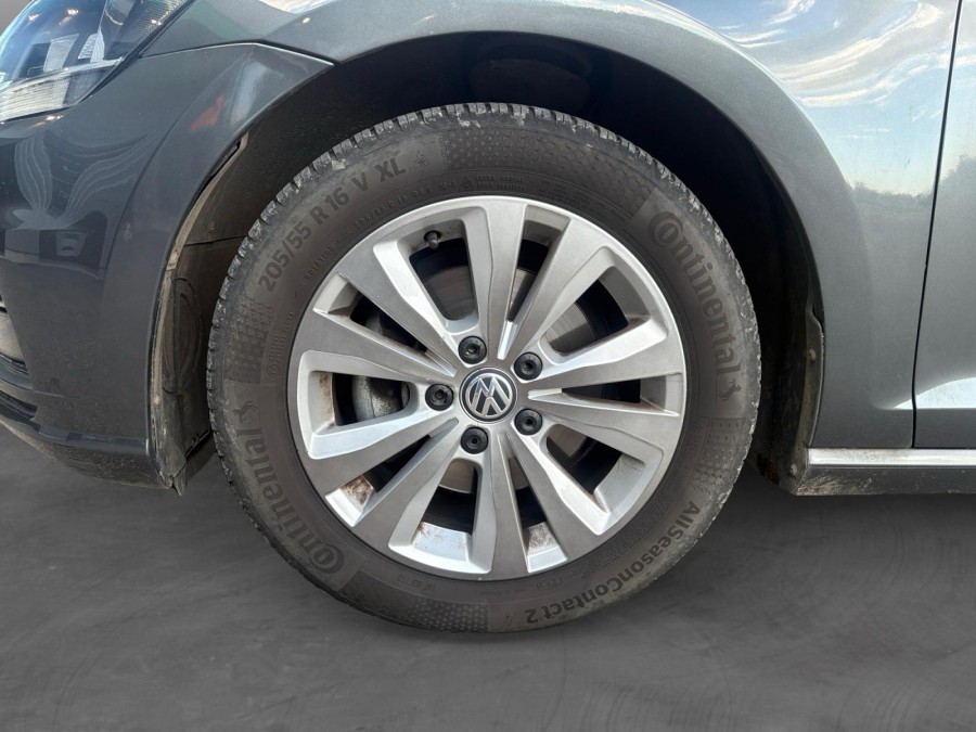 VOLKSWAGEN d'occasion GOLF 1.6 TDI 115  DSG6 MATCH de 2018 Nord Isère