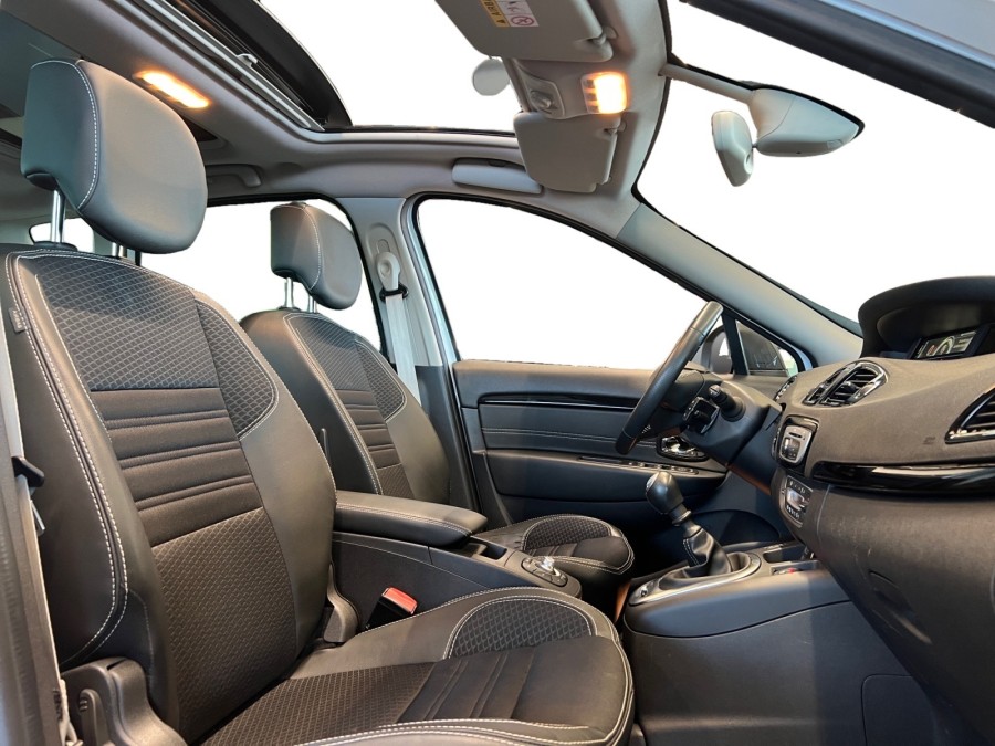 RENAULT d'occasion SCENIC 1.2 TCE 130 BOSE de 2016 Strasbourg (67)﻿