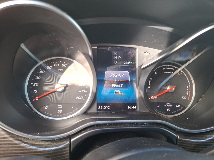 MERCEDES d'occasion EQV 300 204 LONG AVANTGARDE de 2024 Montreuil
