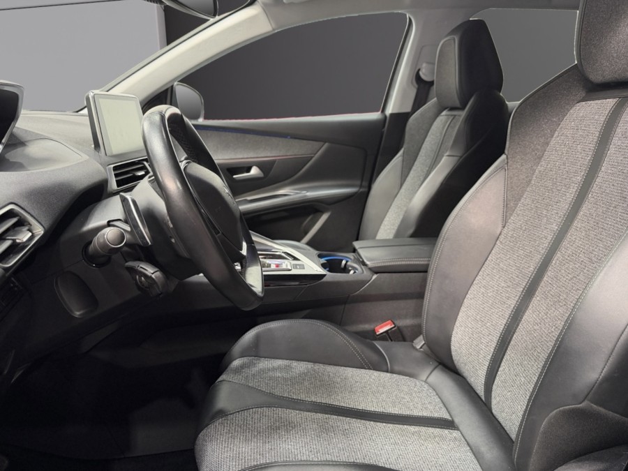 PEUGEOT d'occasion 3008 II SUV 3008 1.2 PURETECH 130 ALLURE EAT8 de