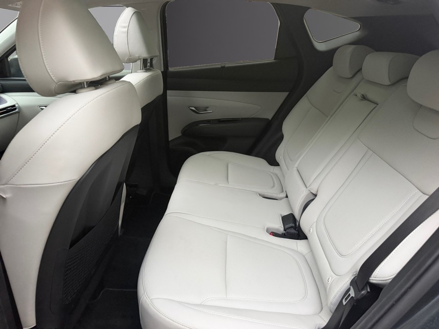 HYUNDAI d'occasion TUCSON 1.6 TGDI 215 HYBRID INITIA de 2024 Cannes