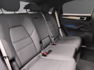 PORSCHE d'occasion CAYENNE Cayenne Hybride de 2022 Caen (14)﻿