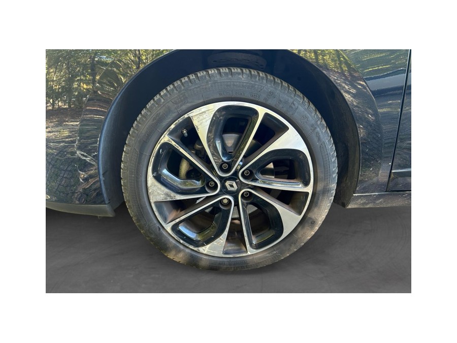 RENAULT d'occasion MEGANE III 1.2 TCE 130 BOSE ESTATE EDC AUTO de