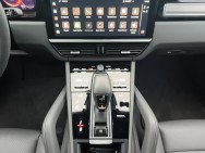 PORSCHE d'occasion CAYENNE Cayenne Hybride de 2022 Caen (14)﻿