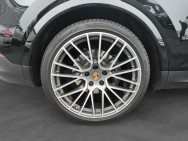 PORSCHE d'occasion CAYENNE Cayenne Hybride de 2022 Caen (14)﻿