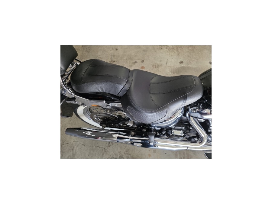 HARLEY DAVIDSON d'occasion SOFTAIL DELUXE FLDE HARLEY SOFTAIL DELUXE