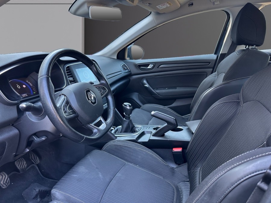 RENAULT d'occasion MEGANE IV 1.5 BLUE DCI 115 BUSINESS de 2020 Salon