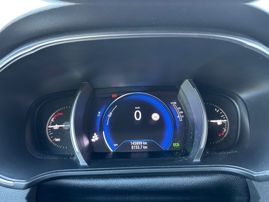 RENAULT d'occasion MEGANE IV 1.5 BLUE DCI 115 BUSINESS de 2020 Salon