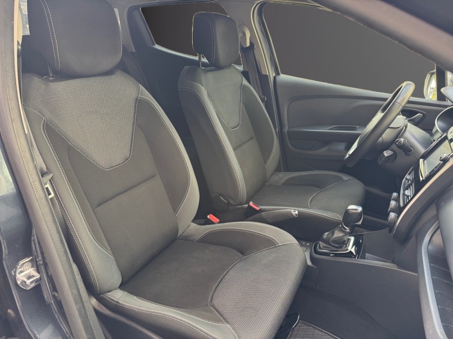 RENAULT d'occasion CLIO 1.5 DCI 90 Business EDC de 2017 Montreuil