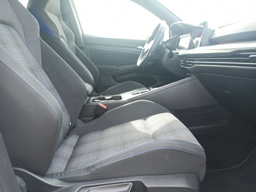 VOLKSWAGEN d'occasion GOLF 1.4 E-HYBRID OPF 245 GTE DSG de 2021 Brest