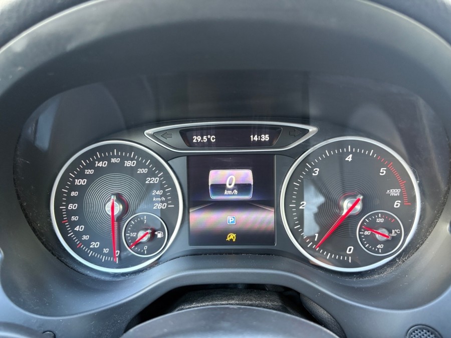 MERCEDES d'occasion A 180 D BUSINESS EDITION de 2017 Salon de