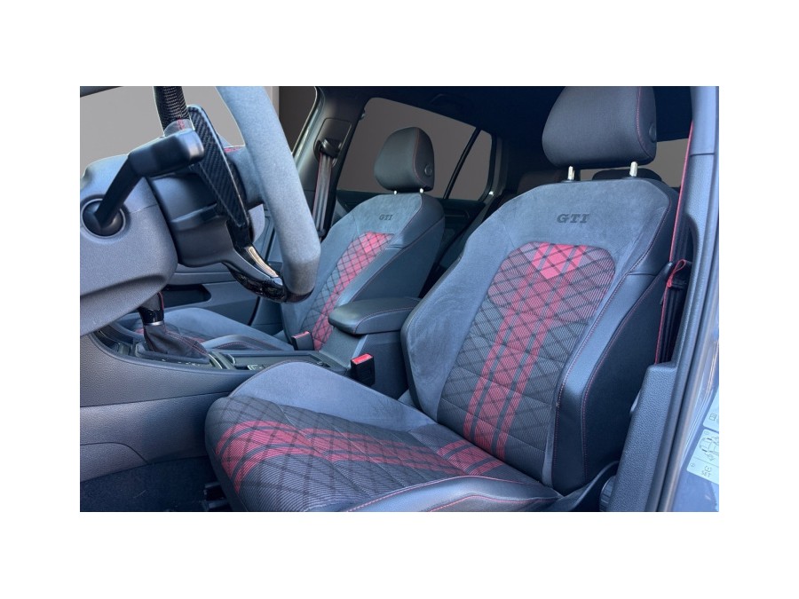 VOLKSWAGEN d'occasion GOLF 2.0 TSI 290 GTI TCR de 2019 La Ciotat (13)﻿
