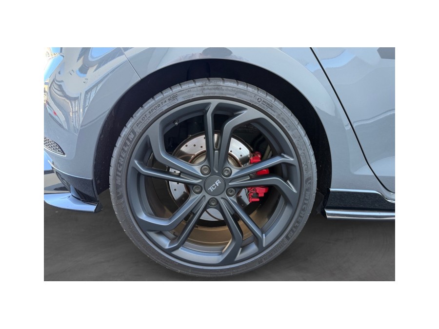 VOLKSWAGEN d'occasion GOLF 2.0 TSI 290 GTI TCR de 2019 La Ciotat (13)﻿