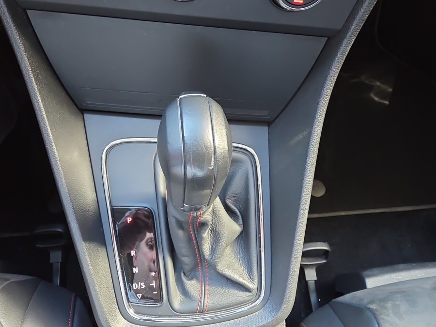 SEAT d'occasion LEON SC 1.8 TFSI 180 FR DSG de 2013 Le Puy en Velay