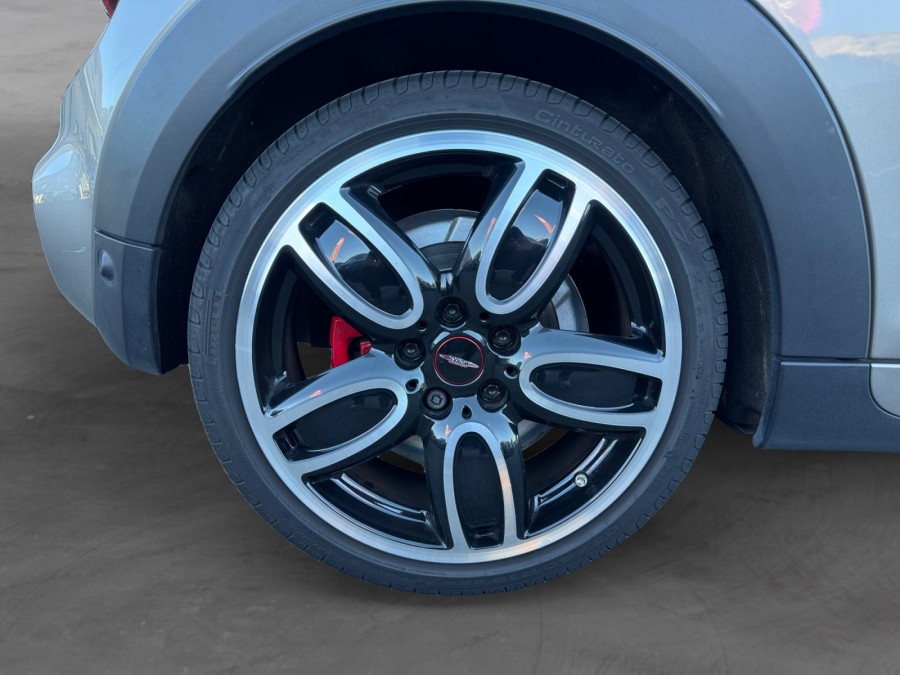 MINI d'occasion MINI MINI 2 231 JOHN COOPER WORKS ULTIMATE BVA 8 de