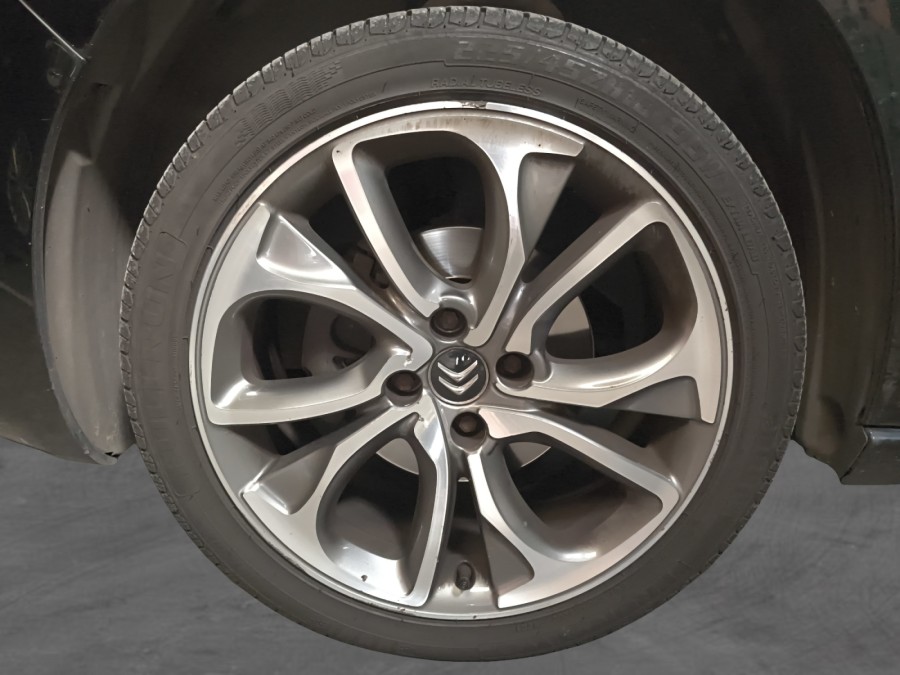 DS d'occasion DS4 1.6 BLUE HDI 120 1955 de 2015 St Jean du Cardonnay