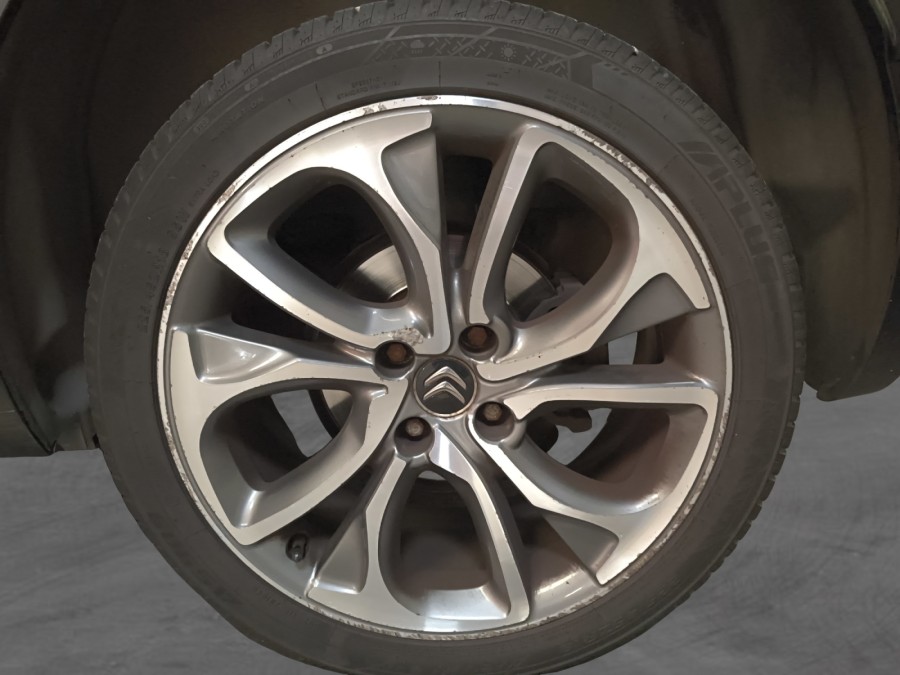 DS d'occasion DS4 1.6 BLUE HDI 120 1955 de 2015 St Jean du Cardonnay