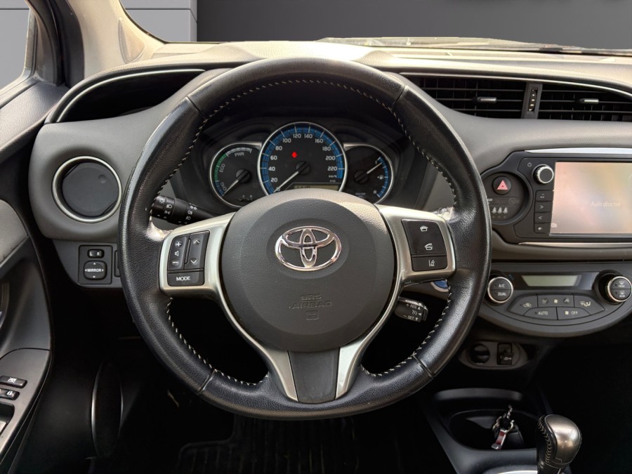 TOYOTA d'occasion YARIS 100h Dynamic 5p de 2016 Brive La Gaillarde