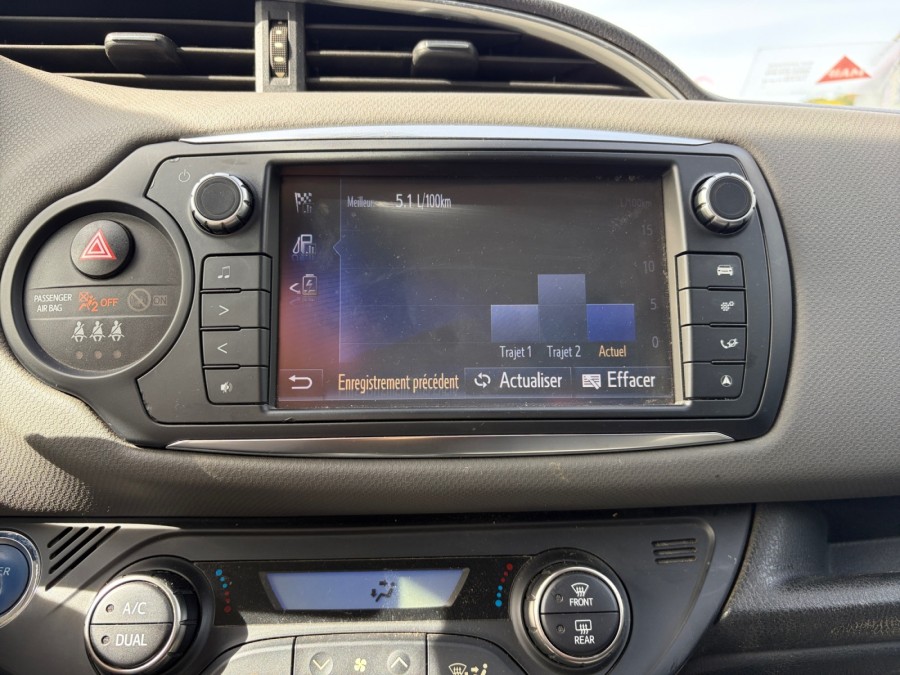 TOYOTA d'occasion YARIS 100h Dynamic 5p de 2016 Brive La Gaillarde