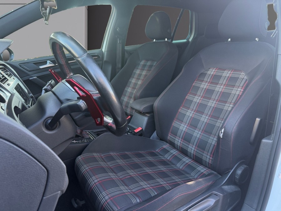 VOLKSWAGEN d'occasion GOLF VII 2 TSI 220 GTI DSG AUTO de 2016