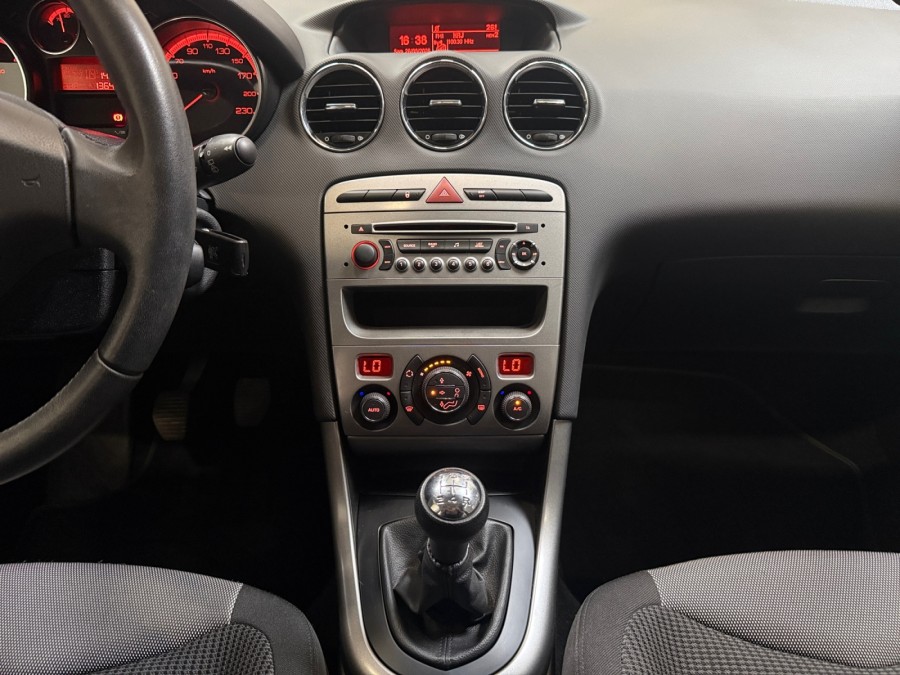 PEUGEOT d'occasion 308 1.6 HDI 92 FAP STYLE de 2013 Bretigny Sur Orge