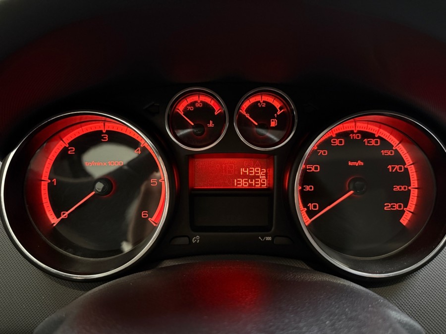 PEUGEOT d'occasion 308 1.6 HDI 92 FAP STYLE de 2013 Bretigny Sur Orge