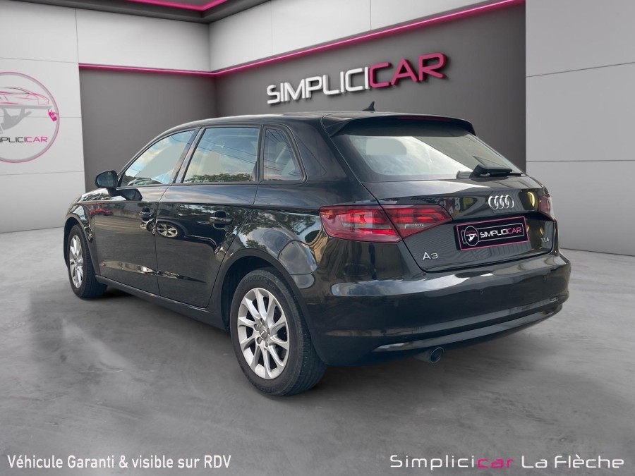AUDI d'occasion A3 SPORTBACK 1.6 TDI 105 ATTRACTION de 2014 La Flèche