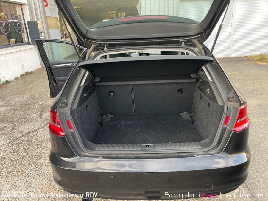 AUDI d'occasion A3 SPORTBACK 1.6 TDI 105 ATTRACTION de 2014 La Flèche