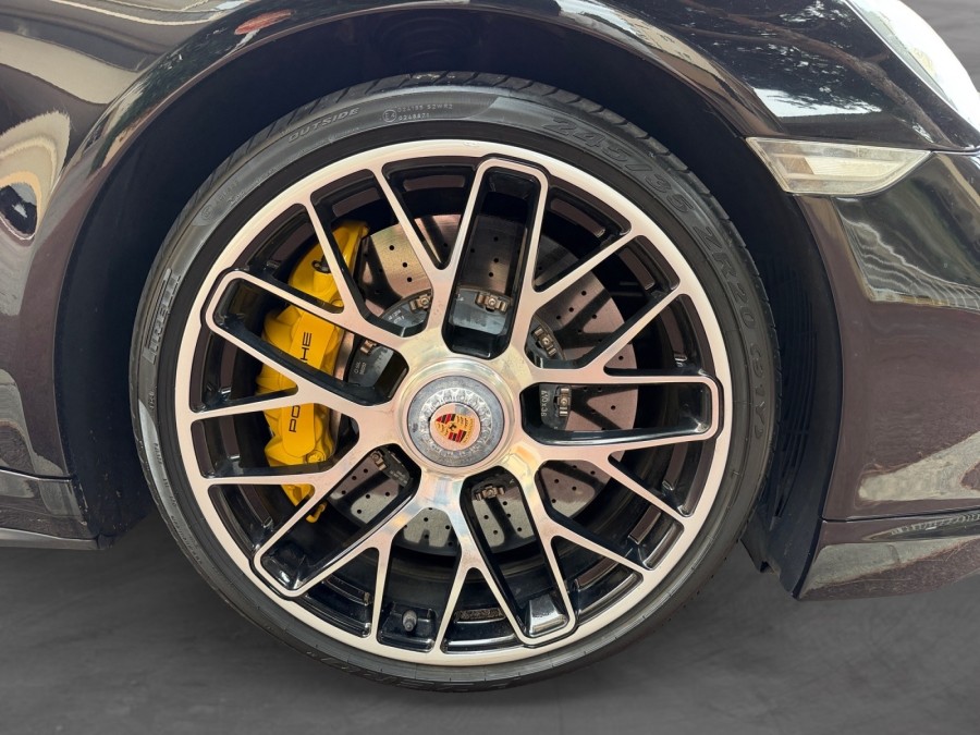 PORSCHE d'occasion 911 Turbo S de 2015 Cannes (06)﻿