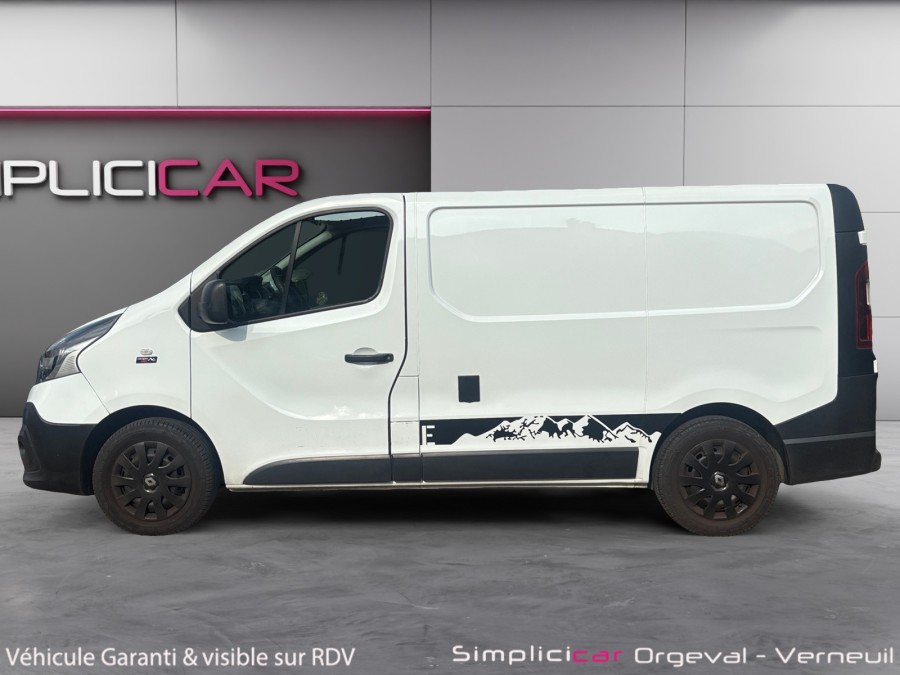 RENAULT d'occasion TRAFIC L1H1 1.6 DCI 140 CONFORT VAN de 2017