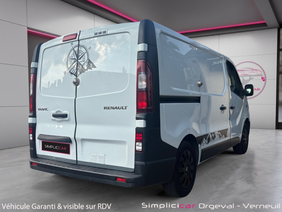 RENAULT d'occasion TRAFIC L1H1 1.6 DCI 140 CONFORT VAN de 2017