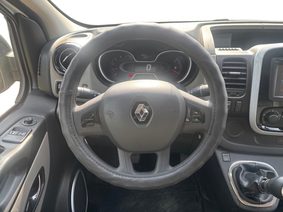 RENAULT d'occasion TRAFIC L1H1 1.6 DCI 140 CONFORT VAN de 2017