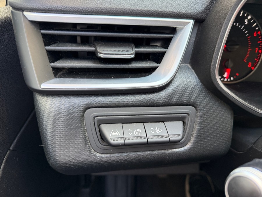 RENAULT d'occasion CLIO 1.0 TCE 90 Business de 2021 Nîmes (30)﻿