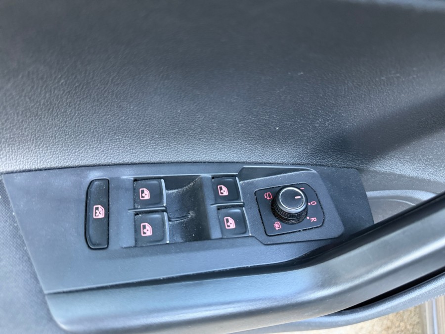 VOLKSWAGEN d'occasion POLO 1 65 CONNECT de 2019 Nîmes (30)﻿