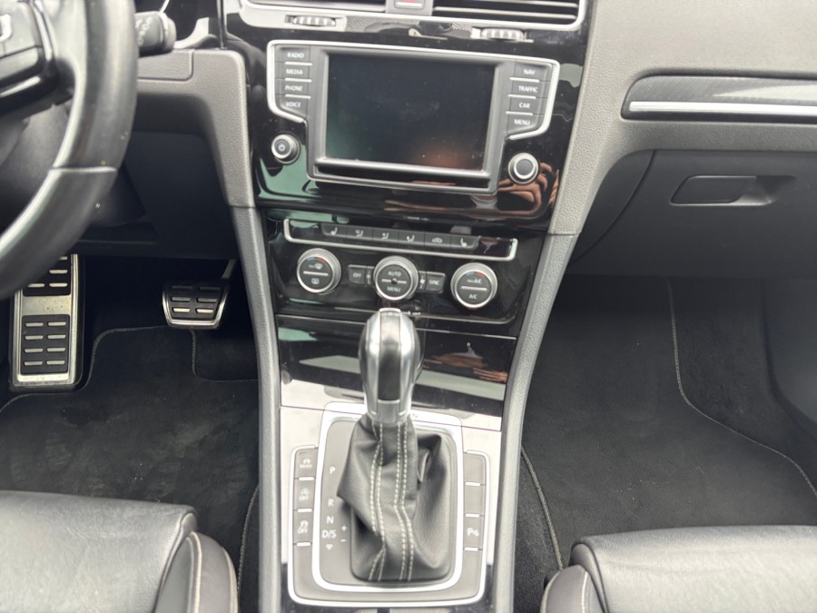 VOLKSWAGEN d'occasion GOLF 2.0 TSI 300ch BlueMotion Technology R