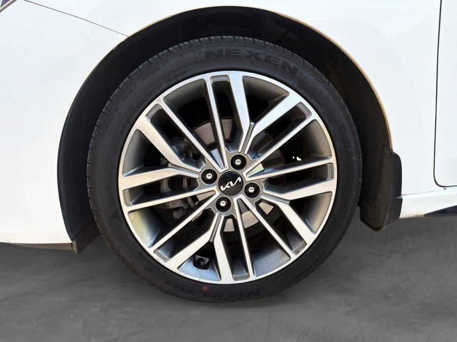 KIA d'occasion RIO 1 TGDI 120 GT LINE de 2022 Reunion (97)﻿