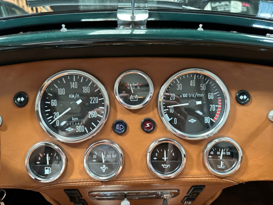 FORD d'occasion MUSTANG V6 2.9 L Ford de 1994 St Jean du Cardonnay