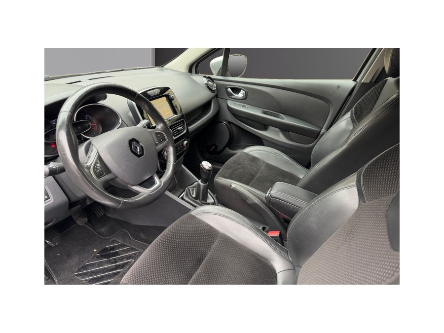 RENAULT d'occasion CLIO IV 0.9 TCE 90 Intens de 2016 Paris 17 (75)﻿