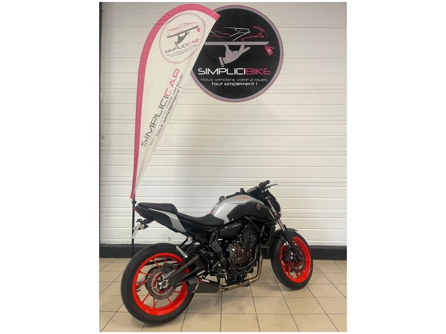 YAMAHA d'occasion MT-07 RM17A03 de 2020 Brive La Gaillarde (19)﻿