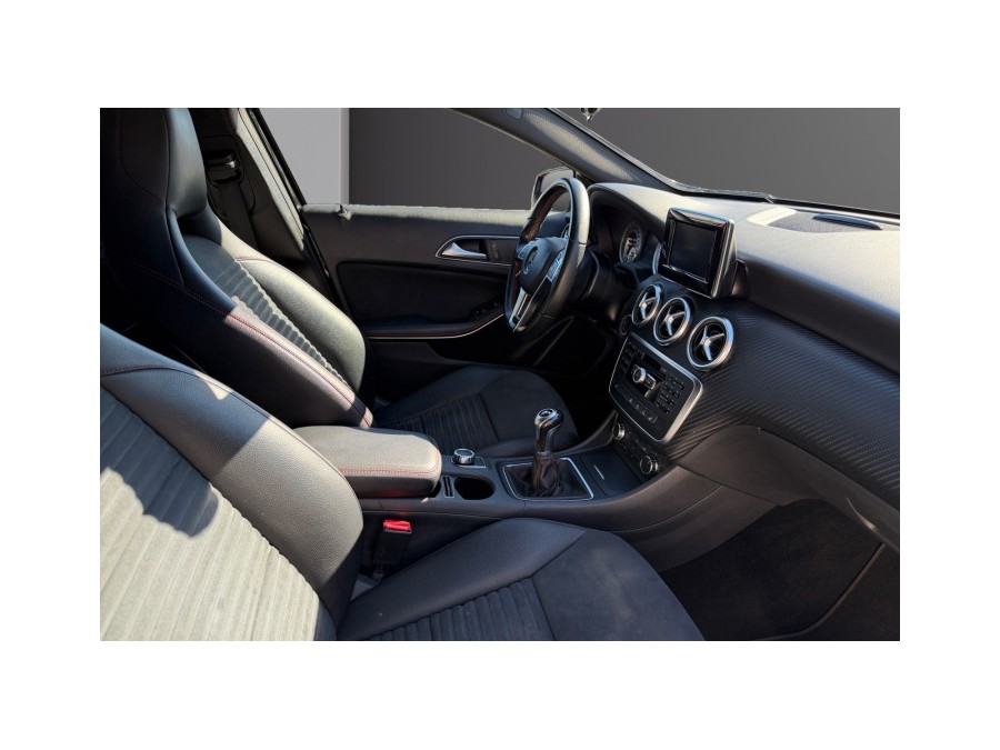 MERCEDES d'occasion A MERCEDES A 180 Fascination de 2015 Toulouse