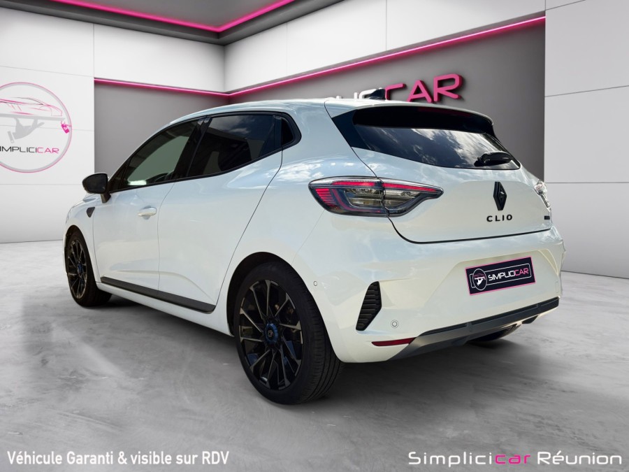 RENAULT d'occasion CLIO V 1.6 E TECH 145 ESPRIT ALPINE de 2024