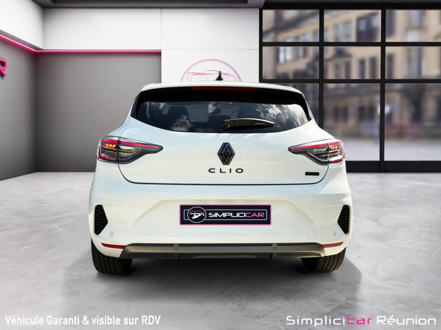 RENAULT d'occasion CLIO V 1.6 E TECH 145 ESPRIT ALPINE de 2024