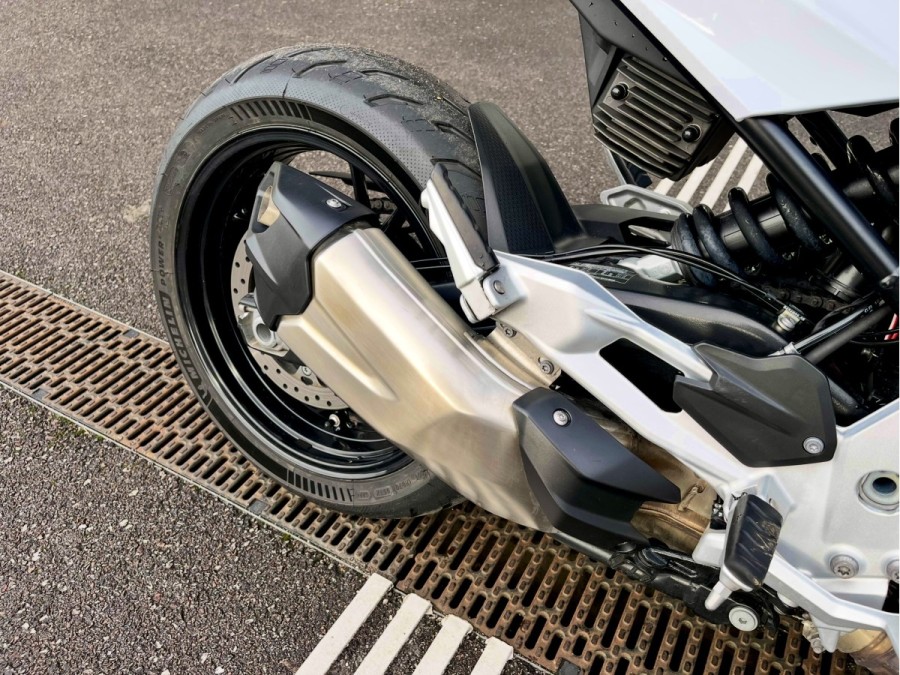 BMW d'occasion F 900 R A MOTO de 2023 Vernon (27)﻿