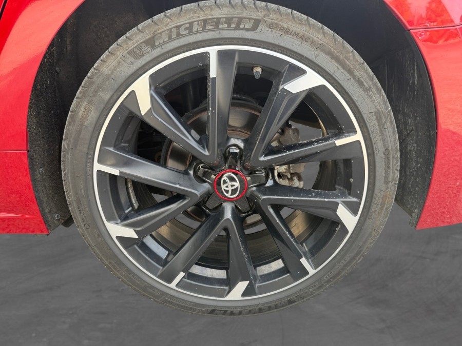 TOYOTA d'occasion COROLLA 2 180H 184H DESIGN TOURING GR SPORT de 2022