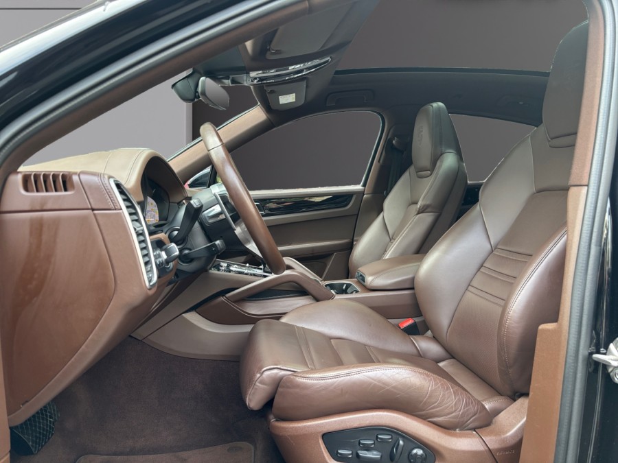 PORSCHE d'occasion CAYENNE 3.0 V6 E-HYBRID de 2021 Montreuil (93)﻿
