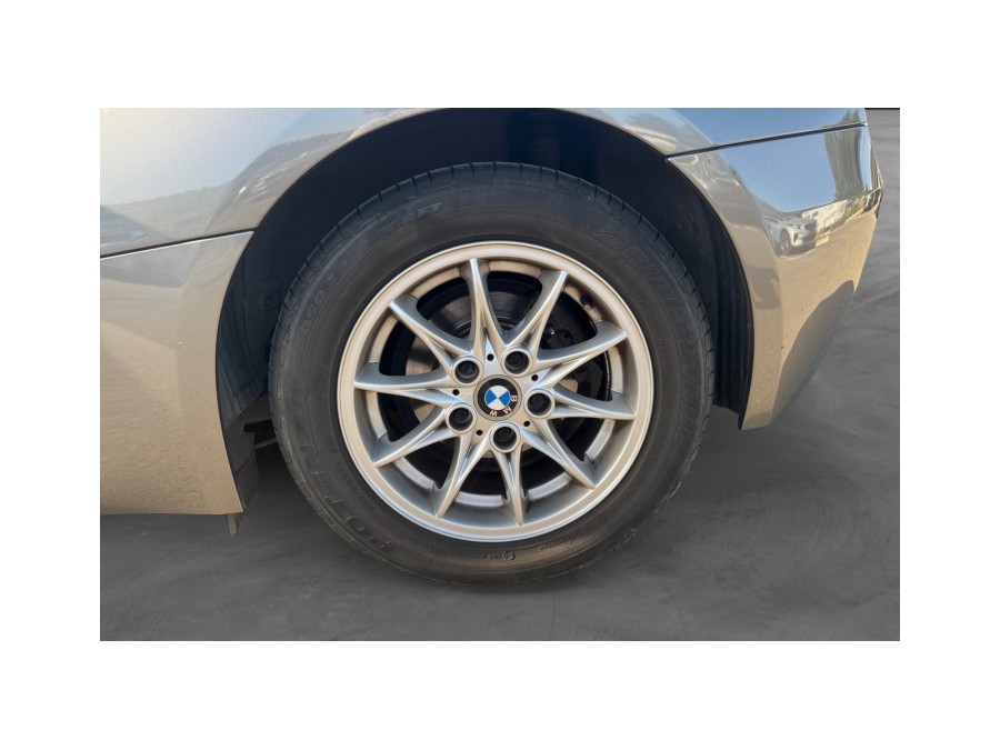 BMW d'occasion Z4 2.5I ROADSTER de 2004 La Ciotat (13)﻿